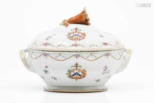 A tureenChinese export porcelain