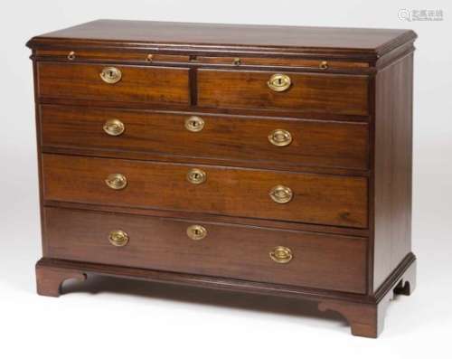 A D.Maria chest of drawers/sideboardBrazilian mahoganyThree long drawers, two short drawers and