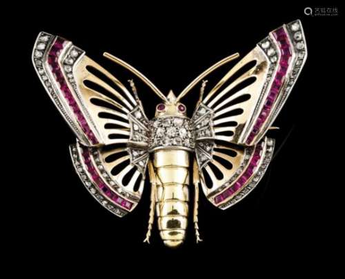 A large butterfly broochGold and silverA butterfly with body and wings set with rose and crowned