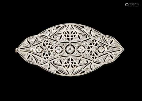 An Art Deco broochPlatinum 800/000 and goldEliptical shaped of lace decoration and set with