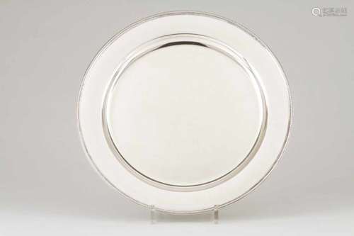 A serving dishPortuguese silverPlain base of gadrooned rim friezeLisbon hallmark, Eagle 916/000