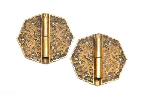 PAIR OF IMPERIAL CHINESE GILT BRONZE DRAGON HINGES