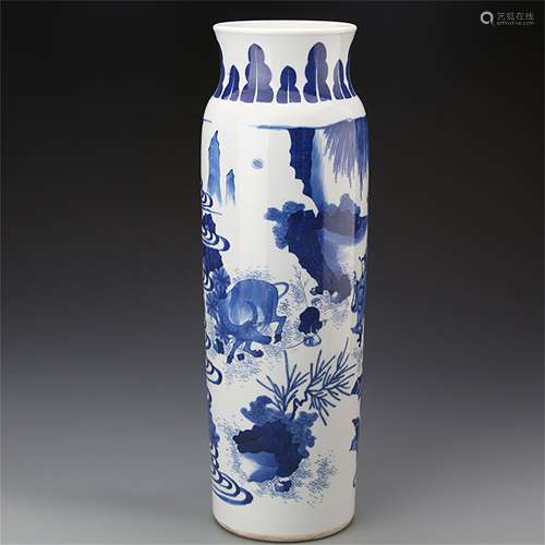 A Chinese Blue and White Porcelain Vase