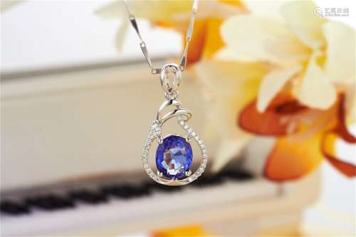 A Chinese Carved Sapphire Necklace