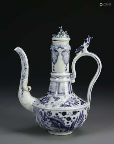 Chinese Blue And White Ewer