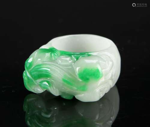 Chinese Jadeite Thumb Ring