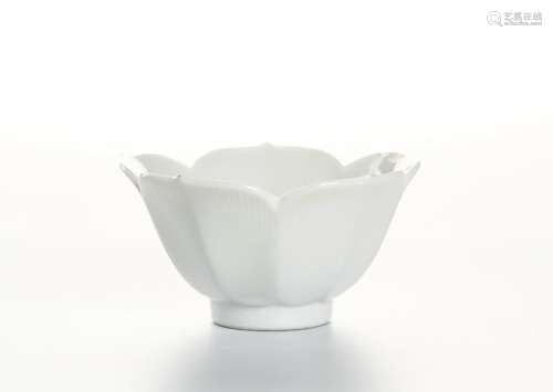 White Glazed Lobed Bowl
