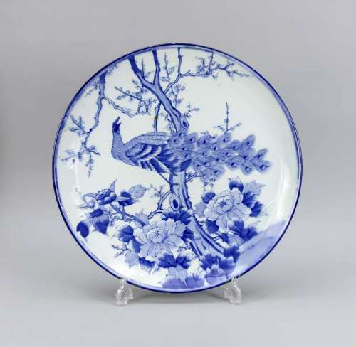 Blue-white plate/bow