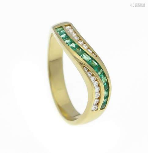 Emerald-brilliant-ring GG