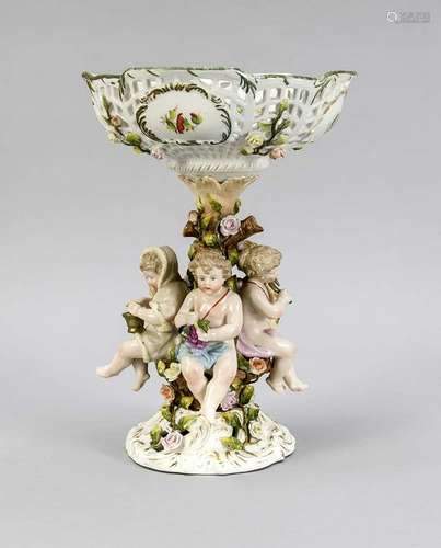 Figural table centre