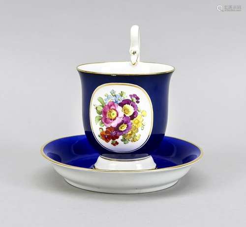 Cup w. saucer, KPM B