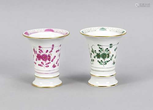 Two small vases, Mei