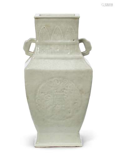 A Chinese monochrome porcelain rectangular vase, hu, Qianlong mark, with allover celadon glaze and