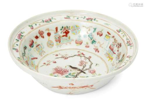 A Chinese porcelain deep bowl, early 19th century, painted in famille rose enamels to the central