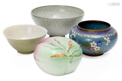 Two Chinese porcelain bowls, a peach shaped box, and a cloisonné bowl, 19th - 20th century, one bowl