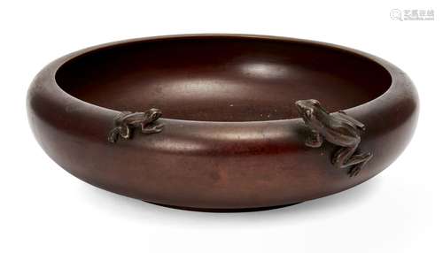 A Japanese bronze decorative bowl, Meiji period, of squat rounded form and wide mouth, with two