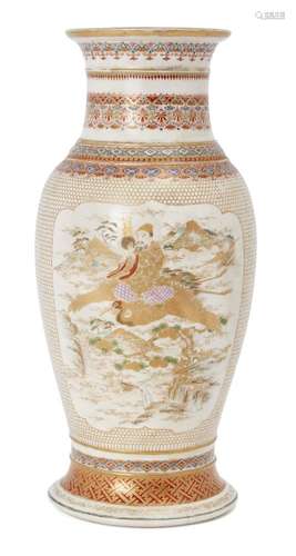 A JAPANESE SATSUMA VASE, LATE MEIJI PERIOD, OF BALUSTER FORM, DECORATED IN