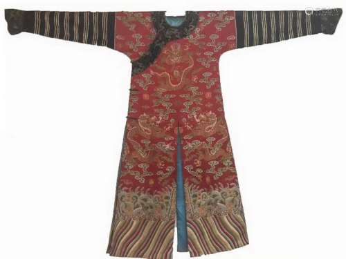 QING RED SILK EMBRIODERED DRAGON ROBE