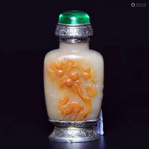 RARE CARVED JADE AND SILVER SNUFF BOTTLE