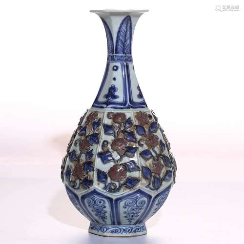 A Chinese Iron-Red Glazed Blue and White Porcelain Vase