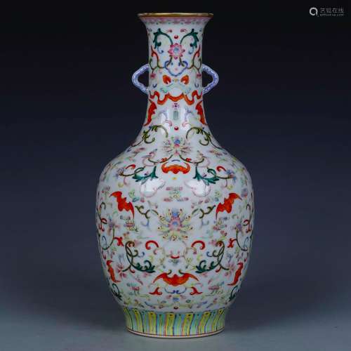 A Chinese Famille-Rose Porcelain Vase