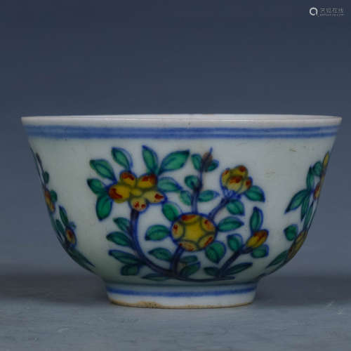 A Chinese Dou-Cai Glazed Porcelain Cup