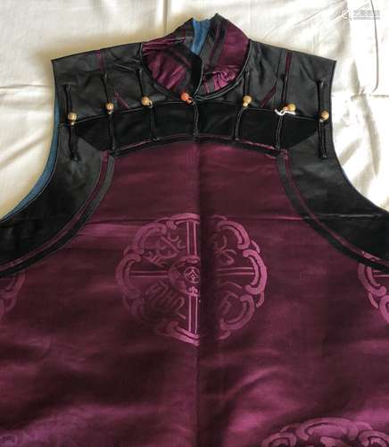 CHINESE LADY'S BURGUNDY SILK VEST