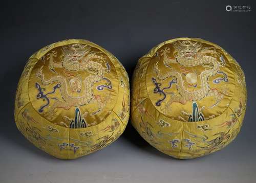 PAIR OF IMPERIAL EMBROIDERY SILK PILLOWS