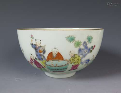 FAMILLE ROSE PORCELAIN BOWL WITH MARK.