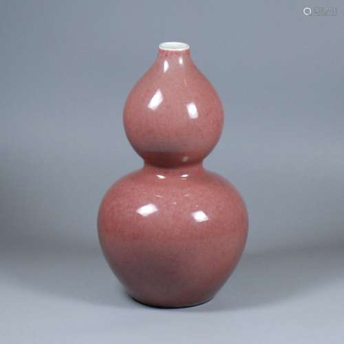 PEACHBLOOM GLAZED PORCELAIN DOUBLE GOURD VASE WITH MARK