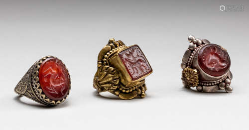 Group Of Sassanid Style Ancient Agate Rings