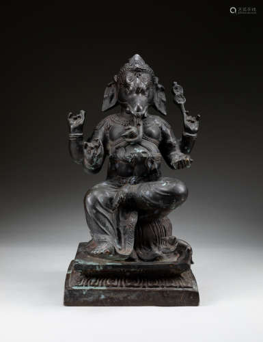 DAMAGED 1900s Indian Bronze Figure Ganesha