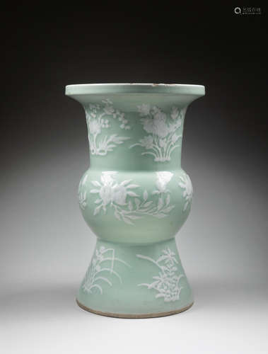 19th Taokuang Period Celadon Glazed Beaker Vase