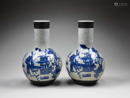 Pair Chinese Antique Blue&White Crackle Glazed Vases