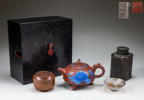 Set Of Chinese Antique Tea Flatware
