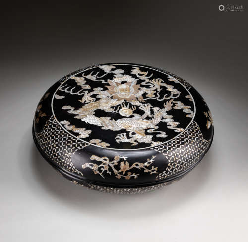 Large Chinese Old Inlaid Black Lacquer Box