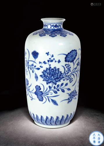 清   青花花卉紋燈籠瓶
