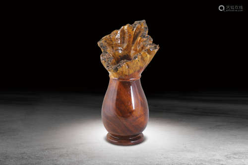 木瘤花瓶