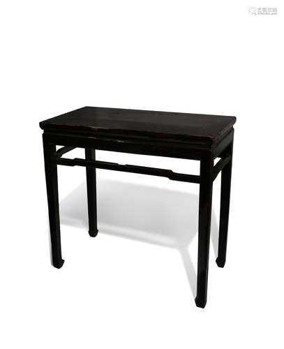 A CHINESE BLACK LACQUERED SIDE TABLE