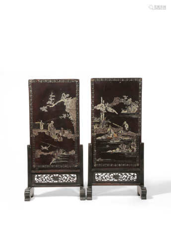 A PAIR OF CHINESE LAQUE BURGAUTE TABLE SCREENS