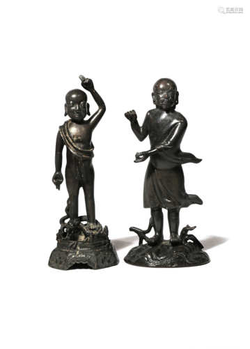 TWO SMALL CHINESE BRONZE FIGURES