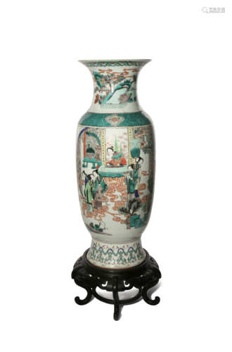 A LARGE CHINESE FAMILLE VERTE VASE