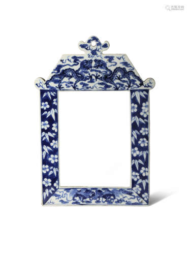 A CHINESE BLUE AND WHITE FRAME