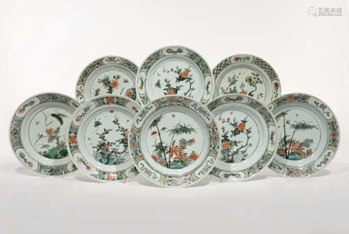 EIGHT CHINESE FAMILLE VERTE PLATES