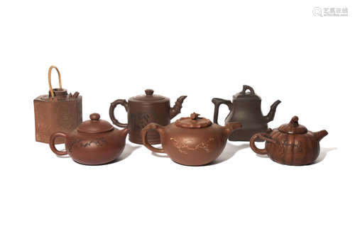 SIX CHINESE YIXING TEAPOTS AND COVERS