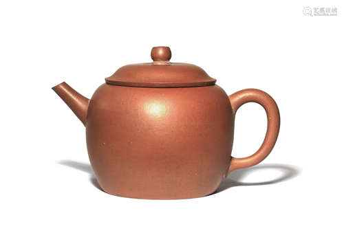 A CHINESE YIXING TEAPOT AND COVER