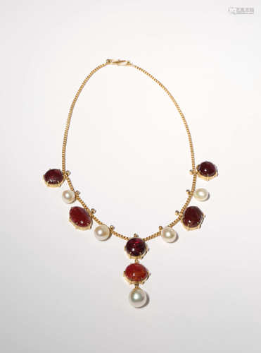 A GOLD NECKLACE SET WITH SPINELS AND CULTURED PEARLS