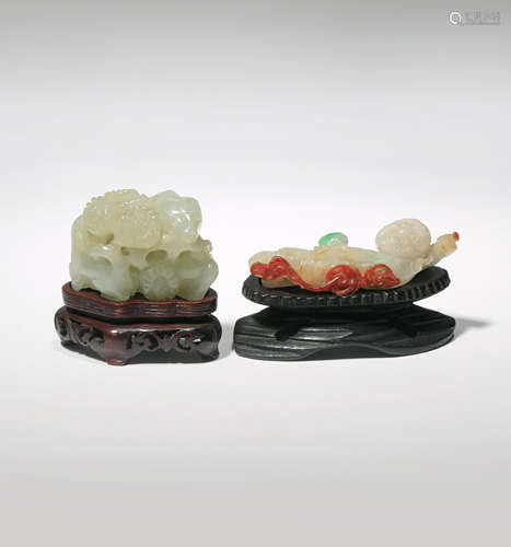 TWO SMALL CHINESE JADE CARVINGS