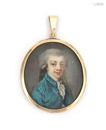 A miniature portret of a boy in yellow gold pendant frame. With 'MvW' gold inlay monogram on the