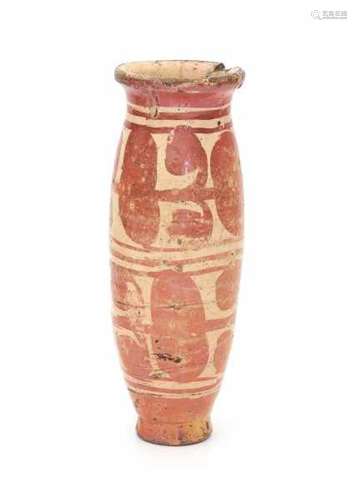 A Hispano-Moresque vase with luster glaze, decorated with floral pattern. 17th century.height 25,5